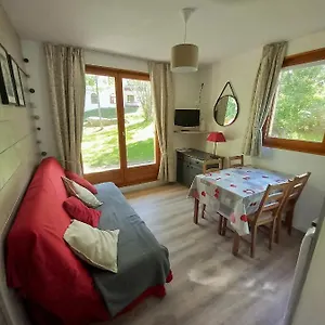 https://appartement-4-personnes-rsidence-les-sybelles.hotels-rhonealpes.com